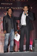 Salman Khan at Bharat N Dorris makeup awards in Mumbai on 29th April 2013 (142).JPG